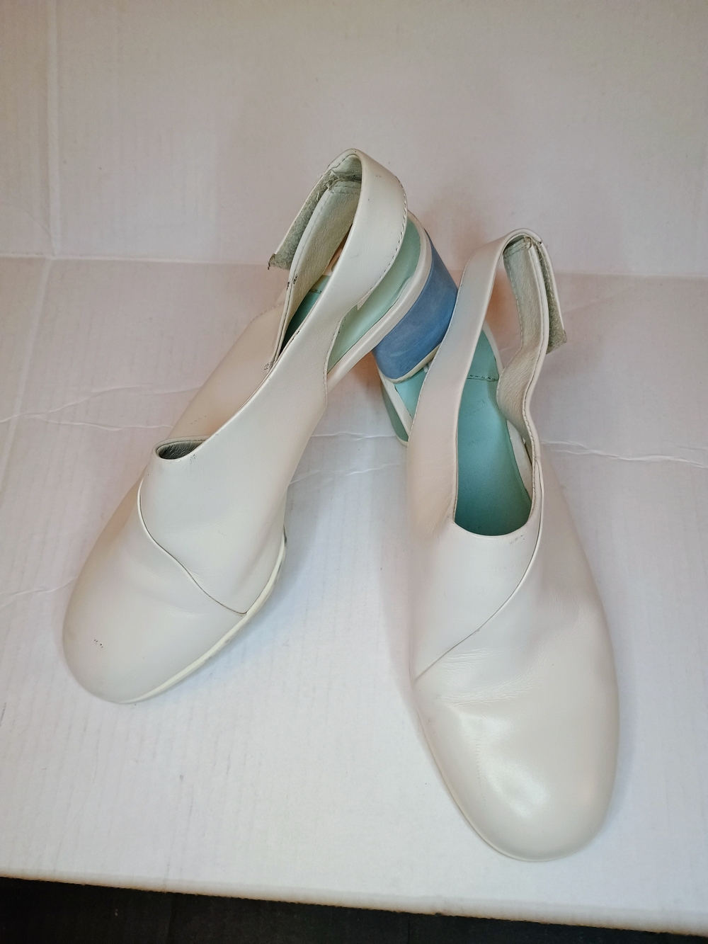 Camper Women’s White Slingback Pumps with Light Blue Accent 37